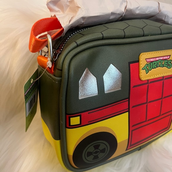 Nickelodeon Bag and Wallet, Teenage Mutant Ninja Turtles Party Van Buckle-Down - Picture 11 of 11